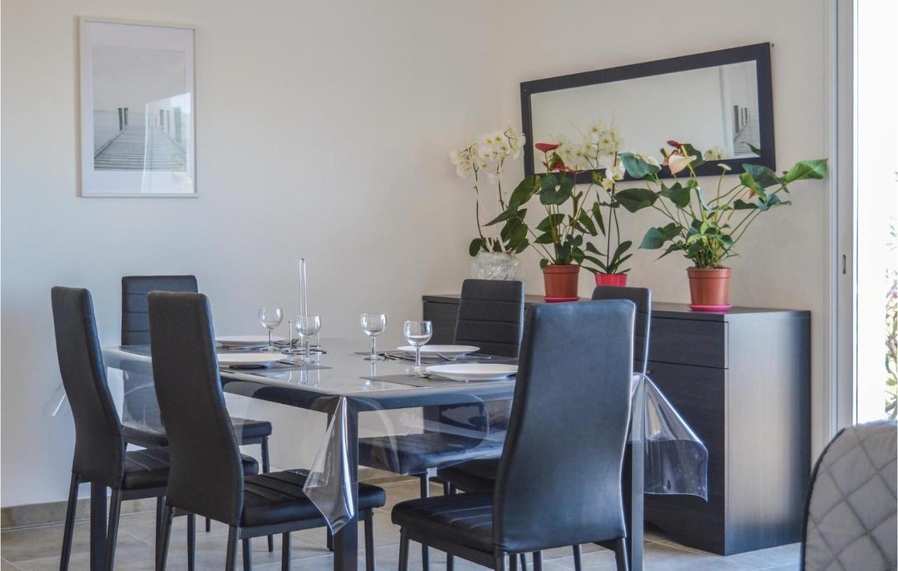 Awesome Apartment In Coti Chiavari With Kitchen Luaran gambar