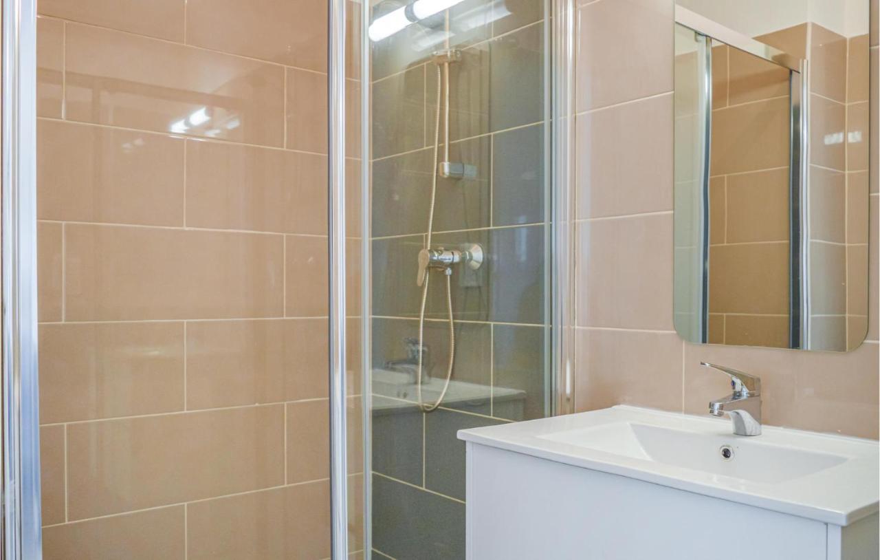 Awesome Apartment In Coti Chiavari With Kitchen Luaran gambar